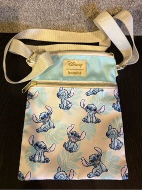 Loungefly Stitch Crossbody Bag - Light Blue & Cream